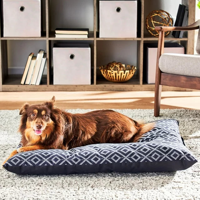 Vibrant Life Tufted Pillow Pet Bed, Medium, Black, 27 Vibrant Life Tufted Pillow Pet Bed, Medium, Black, 27